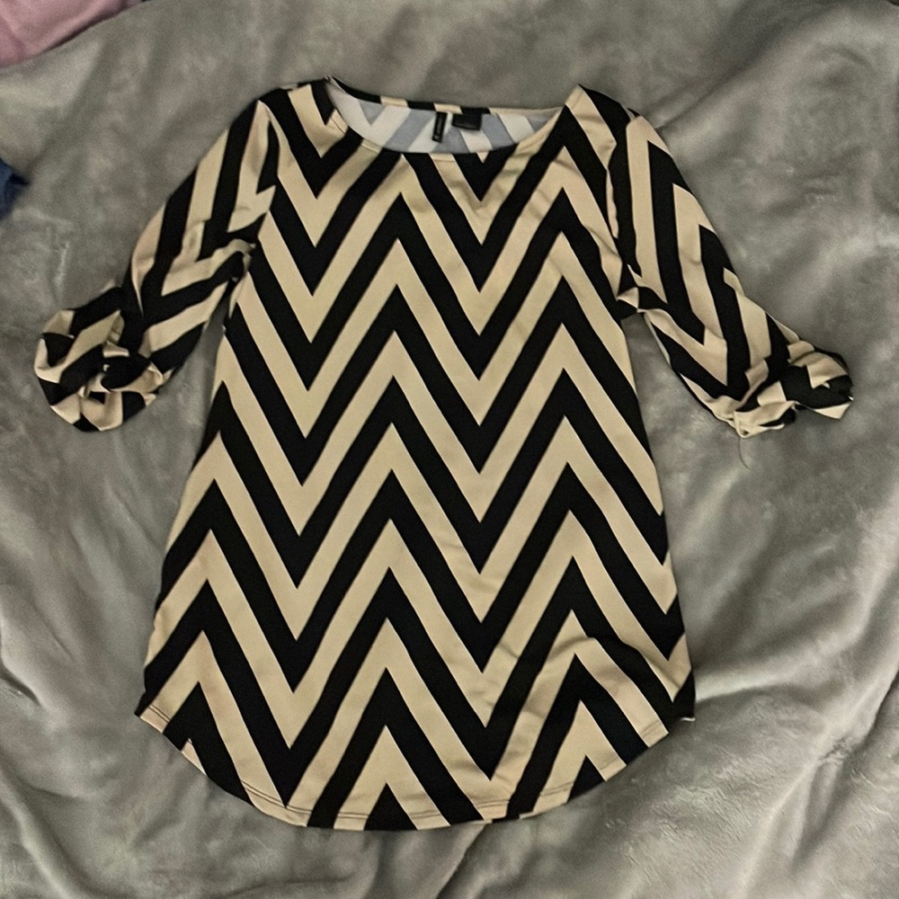 brand new , never worn , no tags , small fits like x-small .